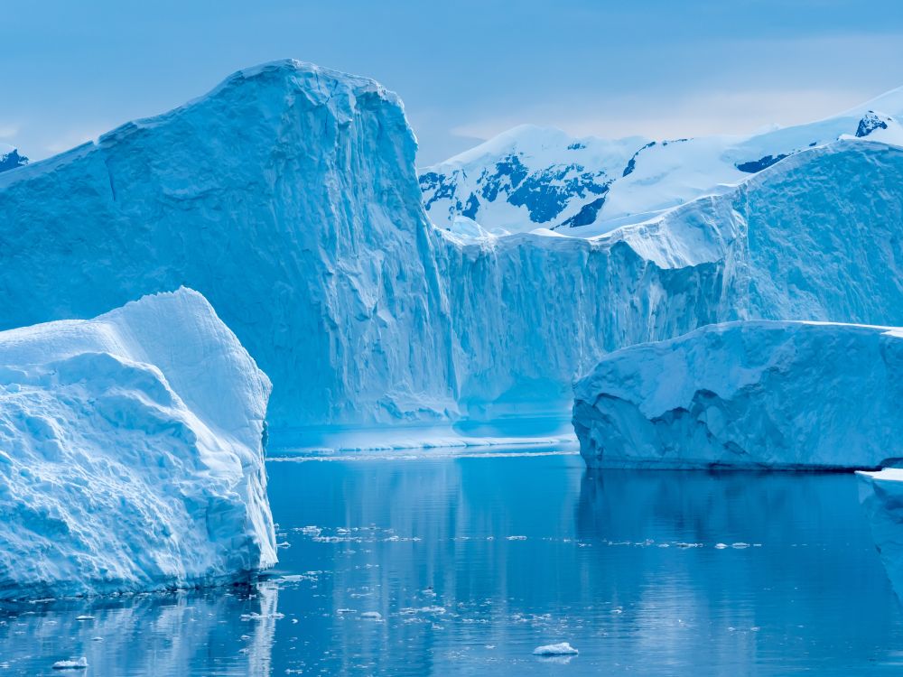 Neue Studie identifiziert Abfolge kritischer Schwellenwerte für antarktische Eisbecken